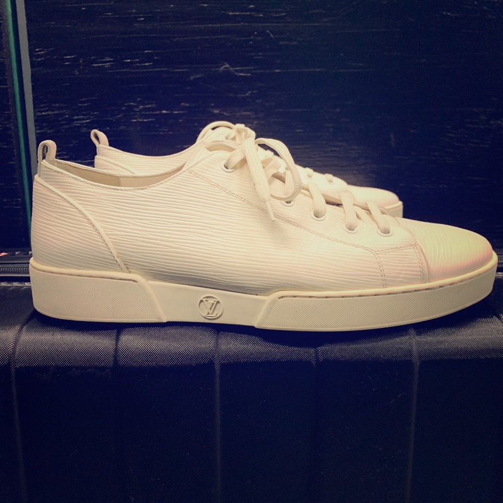 Louis Vuitton Epi leather lowtop sneakers  cream